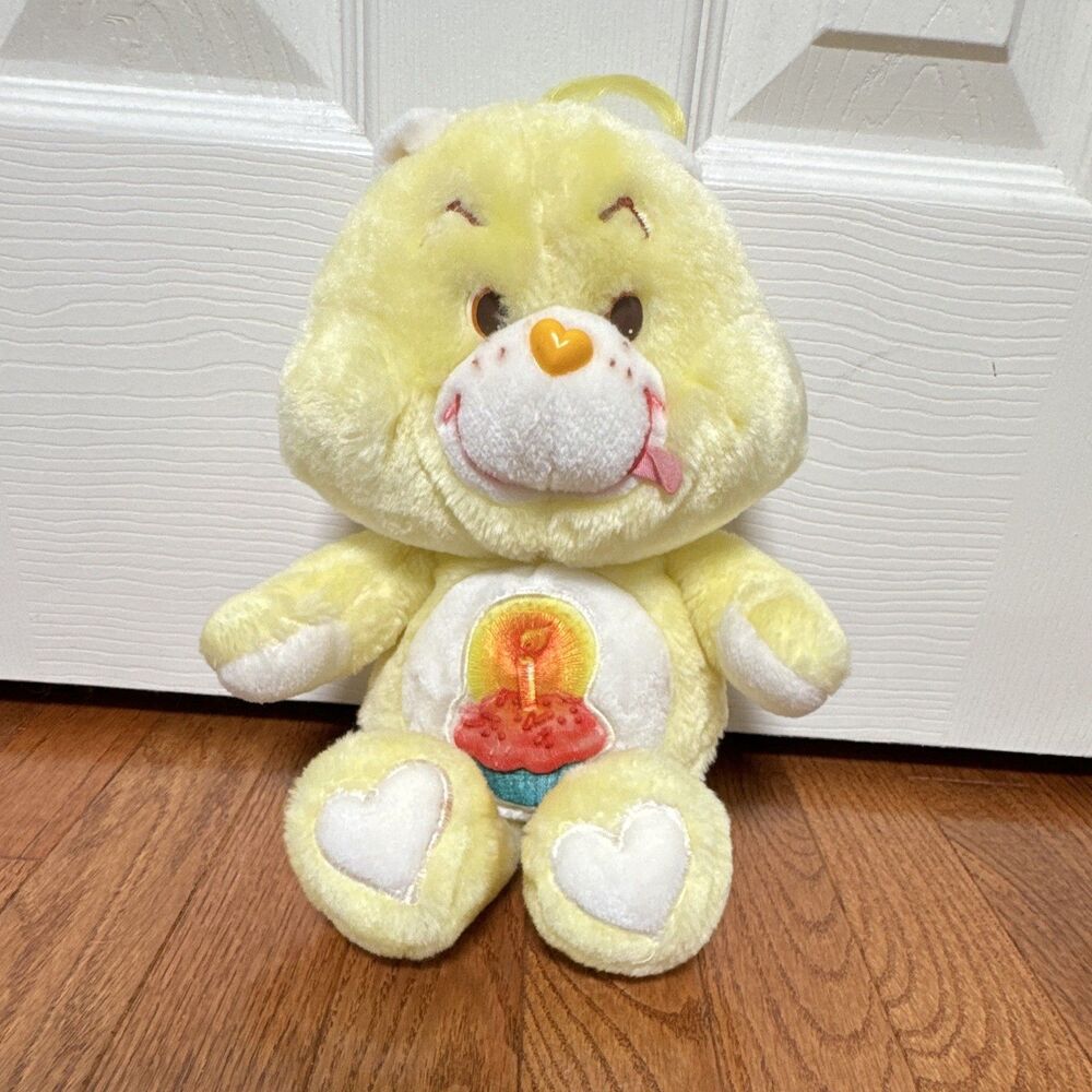 Vintage 1983 Kenner Care Bears Birthday Bear Yellow Plush cupcake belly